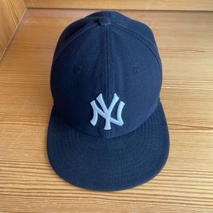 New Era Cap NY Yankees fitted hat 7 3/8